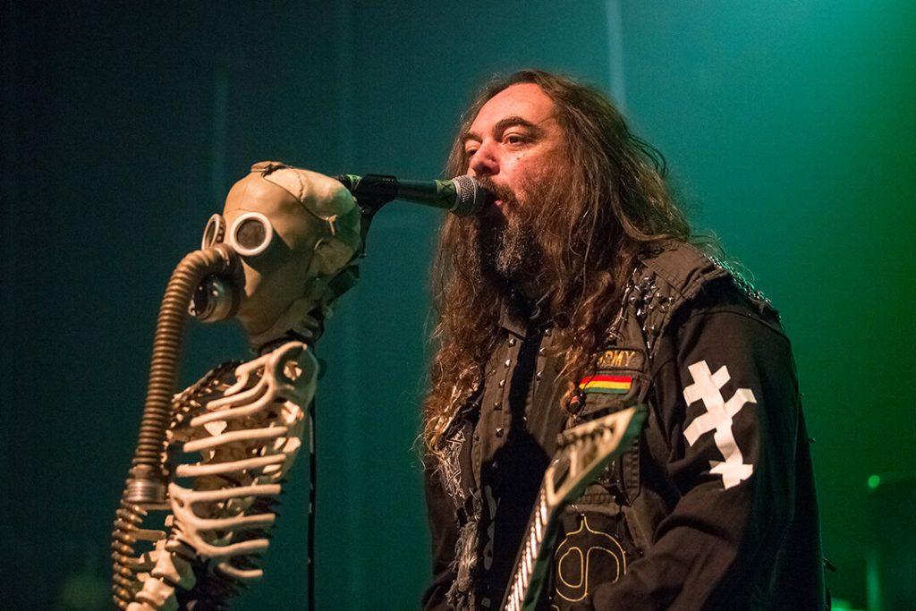 max cavalera soulfly radio 92fm dino cardoso rock resenha