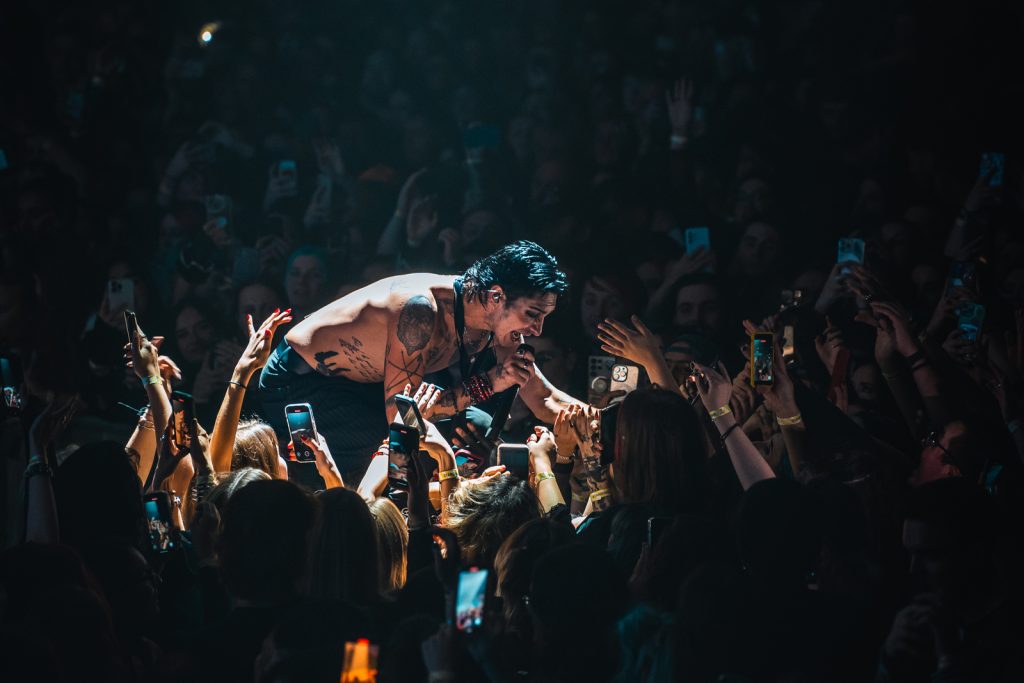 palaye royale ovo arena wembley 2024 metaljunkbox Tony Giannattasio 12