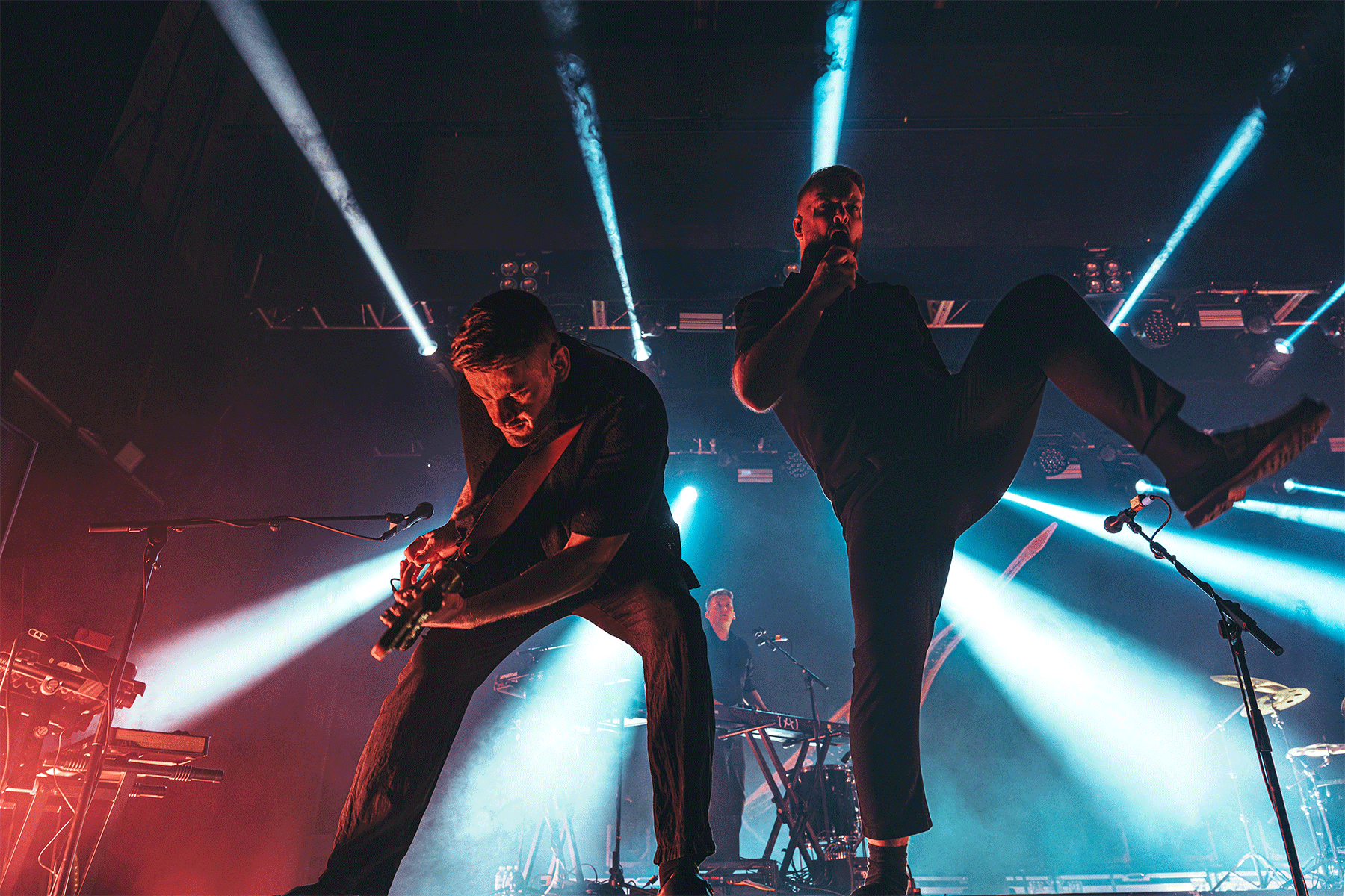 Simen Børven and Einar Solberg perfoming live in London